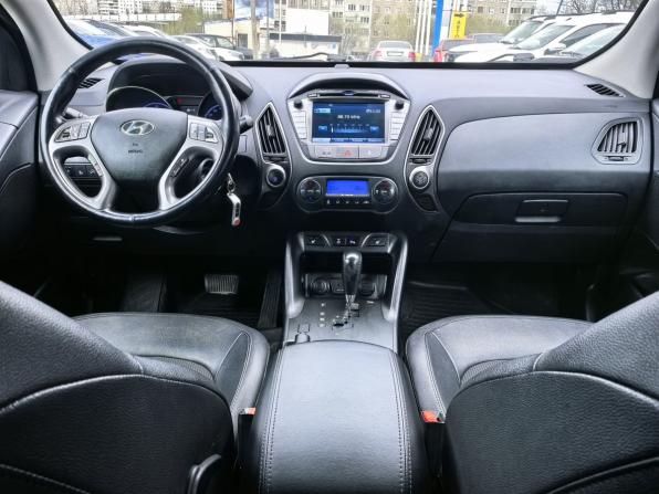 Hyundai ix35 I Рестайлинг с пробегом 2013 года, цена 1 329 000 рублей, 170000 км, внедорожник, Автокод Объявления