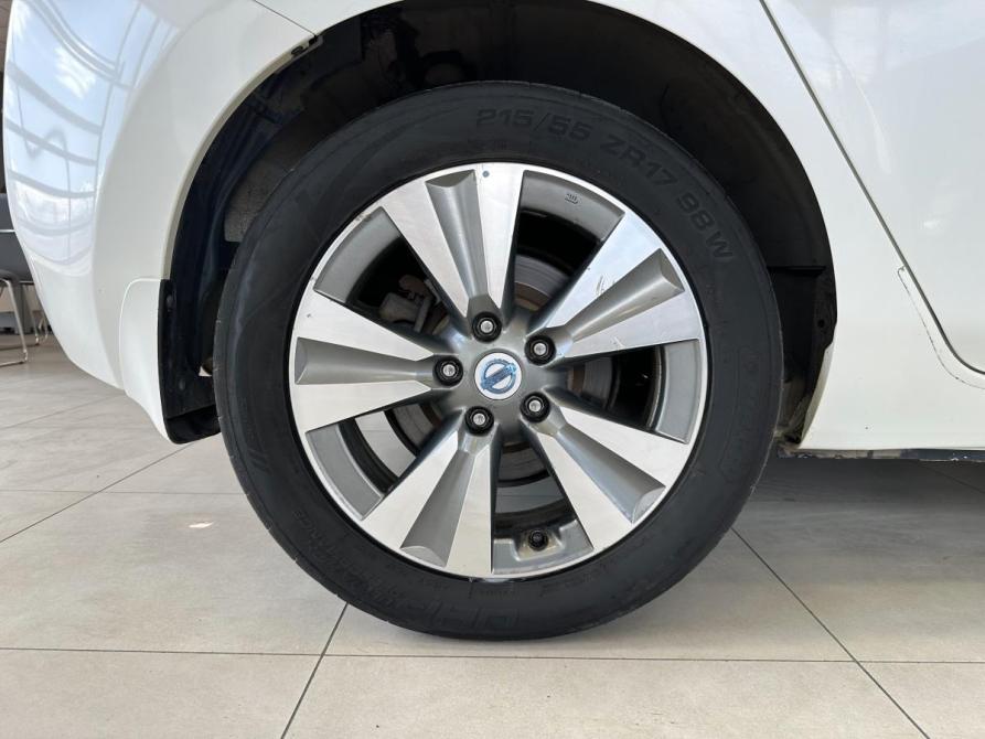 Nissan Leaf I (ZE0/AZE0) Москва  - изображение 18