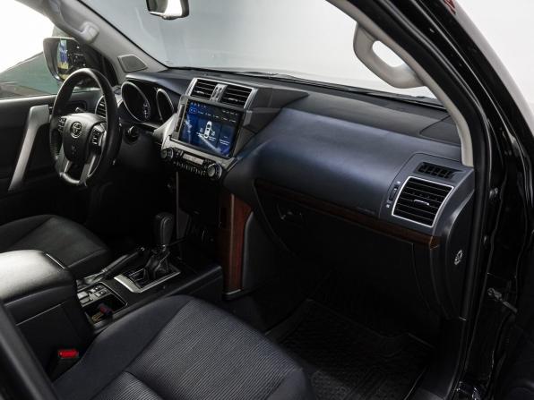 Toyota Land Cruiser Prado 150 Series Рестайлинг 1 с пробегом 2016 года, цена 4 799 000 рублей, 130387 км, внедорожник, Автокод Объявления