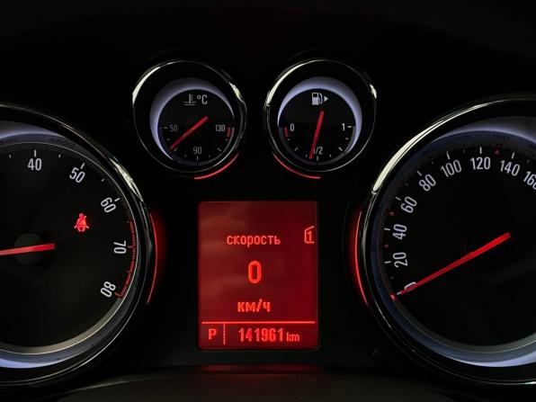 Opel Astra J Рестайлинг с пробегом 2013 года, цена 836 000 рублей, 141961 км, хэтчбек, Автокод Объявления