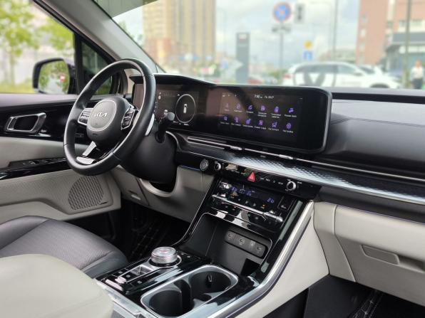 Kia Carnival IV с пробегом 2021 года, цена 4 700 000 рублей, 89368 км, минивэн, Автокод Объявления
