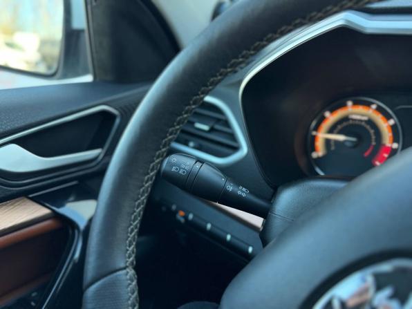Lada (ВАЗ) Vesta I Рестайлинг (NG) с пробегом 2024 года, цена 1 389 000 рублей, 95629 км, универсал, Автокод Объявления