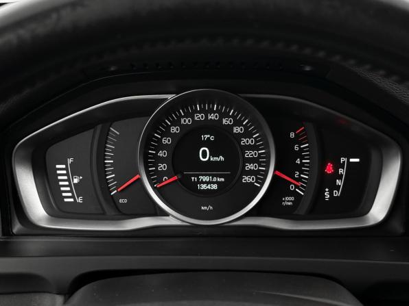Volvo S60 II Рестайлинг с пробегом 2013 года, цена 1 190 000 рублей, 135436 км, седан, Автокод Объявления