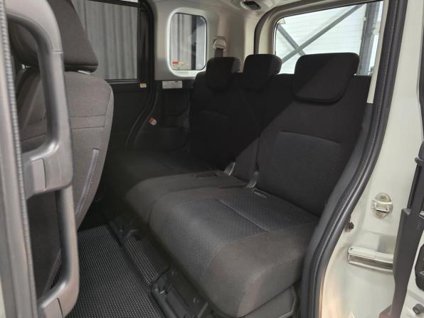 Toyota Roomy I Рестайлинг с пробегом 2021 года, цена 1 040 000 рублей, 103000 км, минивэн, Автокод Объявления