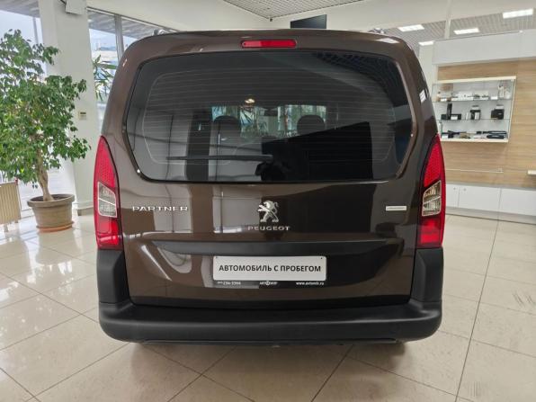 Peugeot Partner II Рестайлинг 2 с пробегом 2021 года, цена 2 070 000 рублей, 29631 км, компактвэн, Автокод Объявления