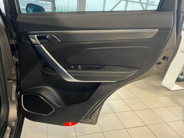 Geely Atlas Pro с пробегом 2023 года, цена 2 055 900 рублей, 56862 км, внедорожник, Автокод Объявления