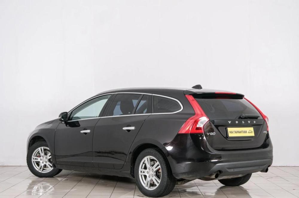 Volvo V60 I Красноярск  - изображение 5