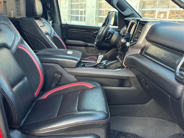 Ram 1500 V с пробегом 2021 года, цена 11 800 000 рублей, 37150 км, offers.body_type.unknown, Автокод Объявления