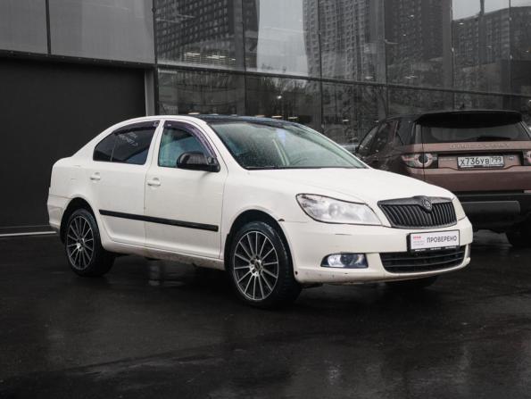 Skoda Octavia II (A5) Рестайлинг с пробегом 2011 года, цена 700 000 рублей, 268000 км, лифтбек, Автокод Объявления