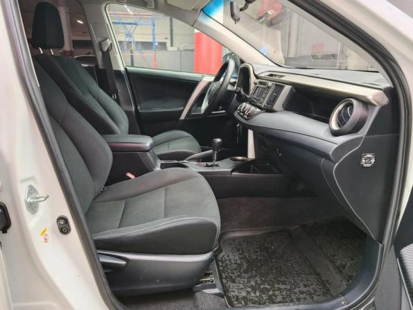 Toyota RAV4 IV (XA40) с пробегом 2014 года, цена 1 750 000 рублей, 193149 км, внедорожник, Автокод Объявления