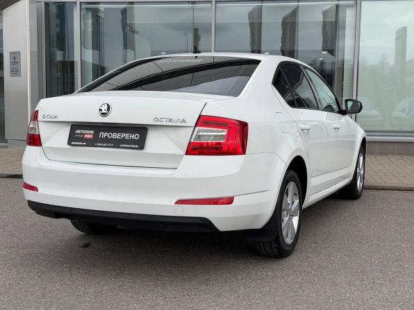Skoda Octavia III (A7) с пробегом 2017 года, цена 1 365 000 рублей, 143100 км, лифтбек, Автокод Объявления