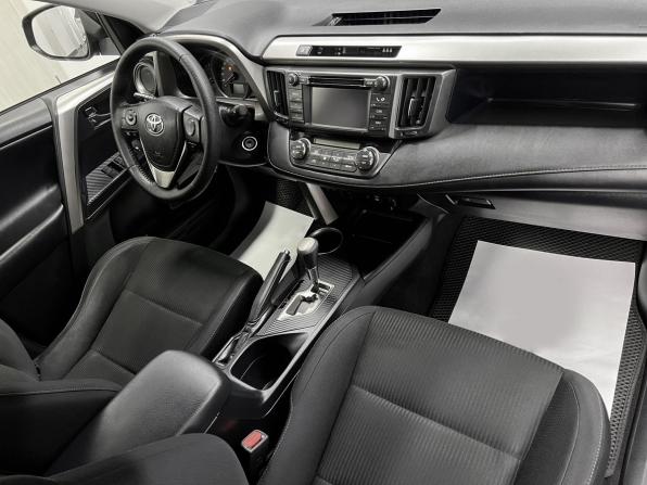 Toyota RAV4 IV (XA40) с пробегом 2013 года, цена 1 645 000 рублей, 175017 км, внедорожник, Автокод Объявления