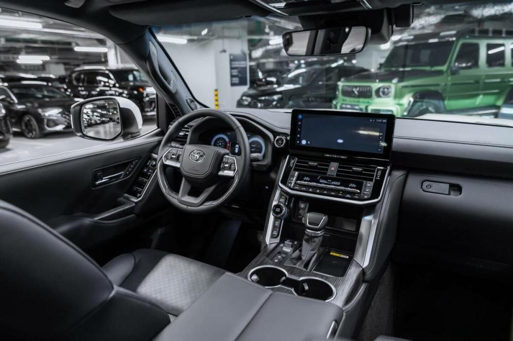 Toyota Land Cruiser 300 Series Москва  - изображение 12