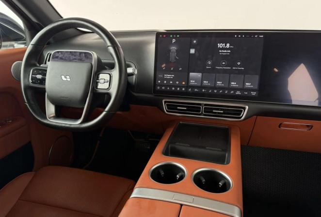 Li Auto (Lixiang) L7 I с пробегом 2024 года, цена 6 100 000 рублей, 65375 км, внедорожник, Автокод Объявления