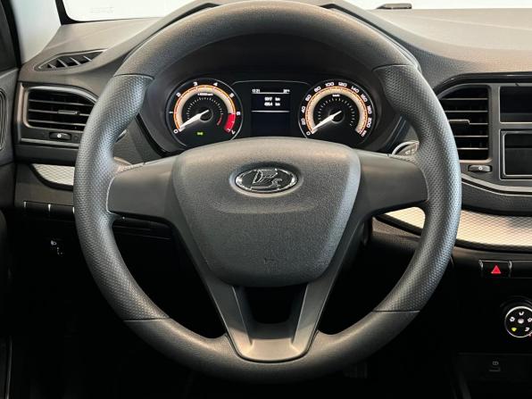 Lada (ВАЗ) Vesta I Рестайлинг (NG) с пробегом 2024 года, цена 1 380 000 рублей, 5317 км, седан, Автокод Объявления