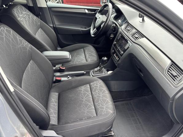 Skoda Rapid I Рестайлинг с пробегом 2019 года, цена 1 680 000 рублей, 93879 км, лифтбек, Автокод Объявления