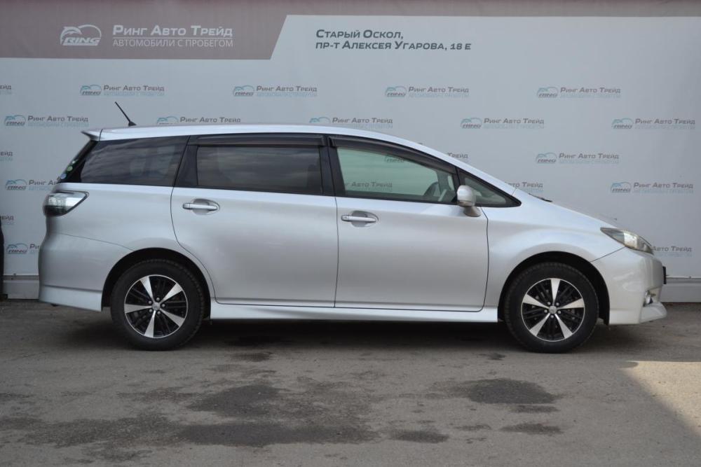 Toyota Wish II Рестайлинг Старый Оскол  - изображение 7