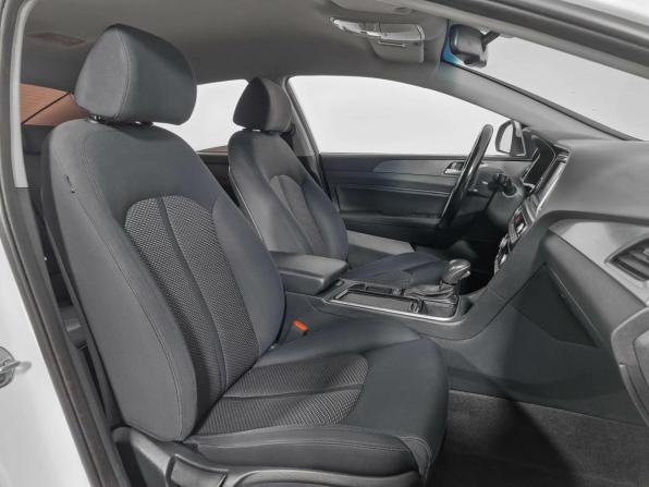 Hyundai Sonata VII (LF) Рестайлинг с пробегом 2018 года, цена 1 469 000 рублей, 193880 км, седан, Автокод Объявления