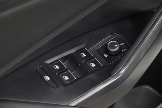 Volkswagen Jetta VII с пробегом 2021 года, цена 2 095 950 рублей, 74829 км, седан, Автокод Объявления