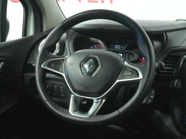 Renault Kaptur I Рестайлинг с пробегом 2021 года, цена 1 330 000 рублей, 159454 км, внедорожник, Автокод Объявления