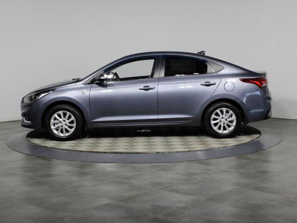 Hyundai Solaris II с пробегом 2017 года, цена 1 297 000 рублей, 85065 км, седан, Автокод Объявления
