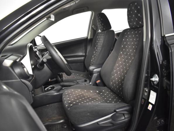 Toyota RAV4 IV (XA40) Рестайлинг с пробегом 2017 года, цена 1 784 900 рублей, 267738 км, внедорожник, Автокод Объявления