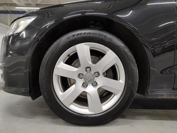 Audi A6 IV (C7) Рестайлинг с пробегом 2015 года, цена 1 510 000 рублей, 244890 км, седан, Автокод Объявления