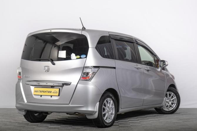 Honda Freed I Рестайлинг с пробегом 2012 года, цена 1 099 000 рублей, 194500 км, компактвэн, Автокод Объявления