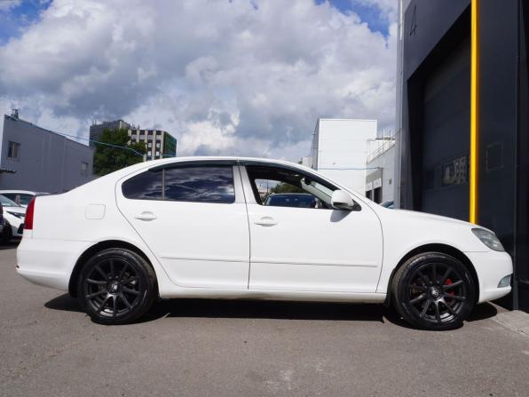 Skoda Octavia II (A5) Рестайлинг с пробегом 2011 года, цена 720 000 рублей, 270145 км, лифтбек, Автокод Объявления