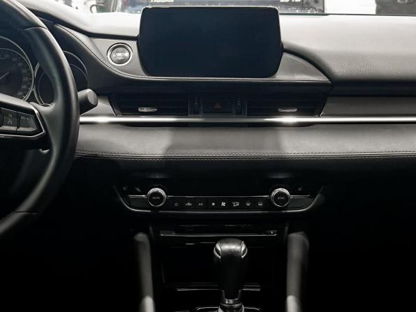 Mazda 6 III (GJ) Рестайлинг 2 с пробегом 2018 года, цена 2 380 000 рублей, 114352 км, седан, Автокод Объявления