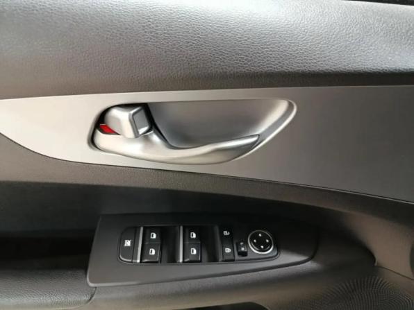 Kia Cerato IV Рестайлинг с пробегом 2022 года, цена 2 130 000 рублей, 71896 км, седан, Автокод Объявления