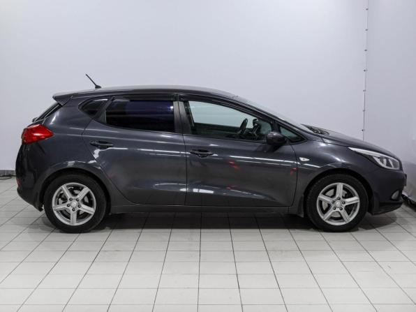 Kia Ceed II с пробегом 2015 года, цена 1 319 500 рублей, 136010 км, хэтчбек, Автокод Объявления