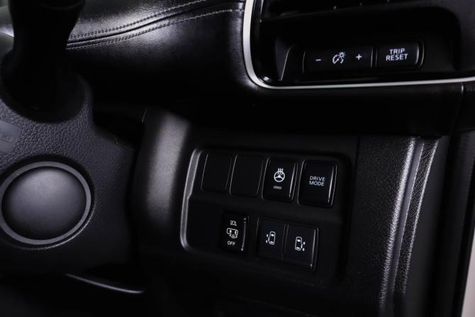 Nissan Serena V (C27) с пробегом 2018 года, цена 2 259 000 рублей, 101325 км, минивэн, Автокод Объявления