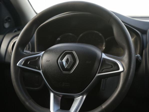 Renault Logan II Рестайлинг с пробегом 2019 года, цена 635 000 рублей, 236800 км, седан, Автокод Объявления