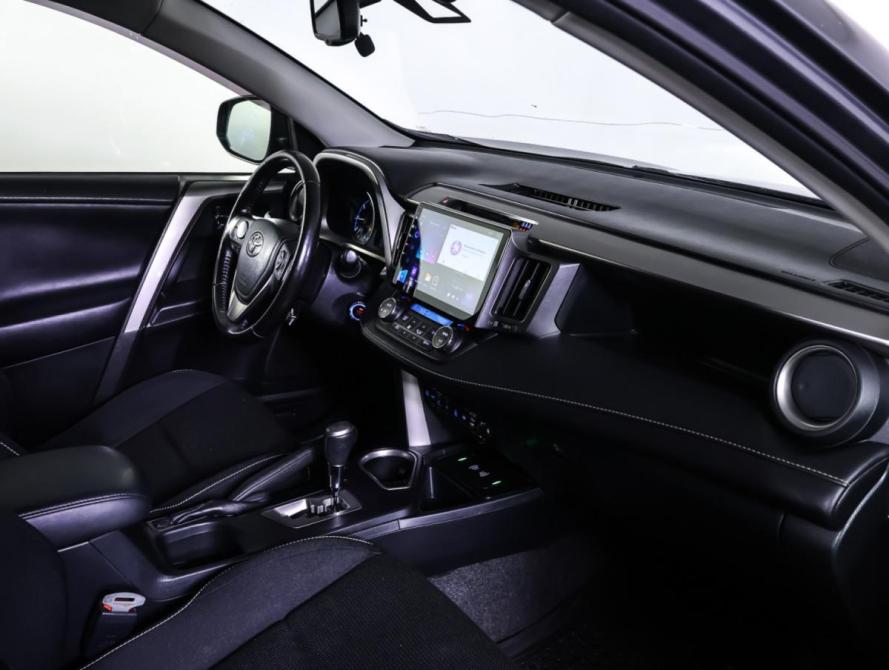 Toyota RAV4 IV (XA40) Рестайлинг Москва  - изображение 12
