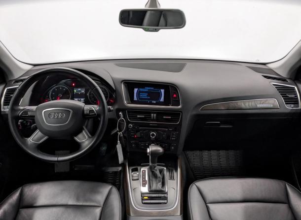 Audi Q5 I (8R) Рестайлинг с пробегом 2015 года, цена 2 890 000 рублей, 61048 км, внедорожник, Автокод Объявления
