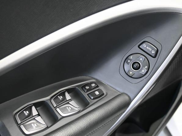 Hyundai Santa Fe III с пробегом 2012 года, цена 1 799 900 рублей, 165000 км, внедорожник, Автокод Объявления
