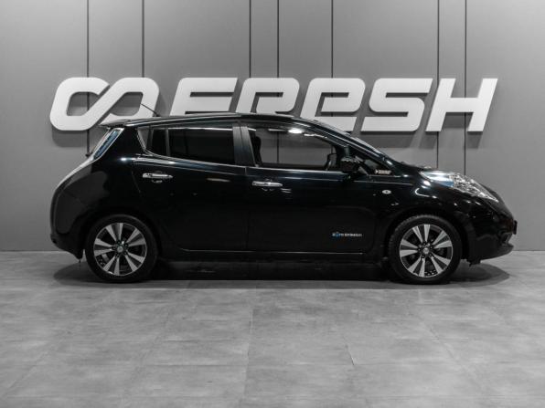 Nissan Leaf I (ZE0/AZE0) с пробегом 2016 года, цена 1 270 000 рублей, 136625 км, хэтчбек, Автокод Объявления