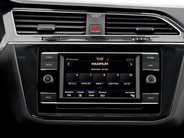 Volkswagen Tiguan II Рестайлинг с пробегом 2021 года, цена 2 700 000 рублей, 73888 км, внедорожник, Автокод Объявления
