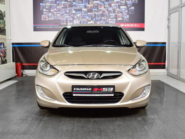 Hyundai Solaris I с пробегом 2011 года, цена 949 995 рублей, 140472 км, седан, Автокод Объявления