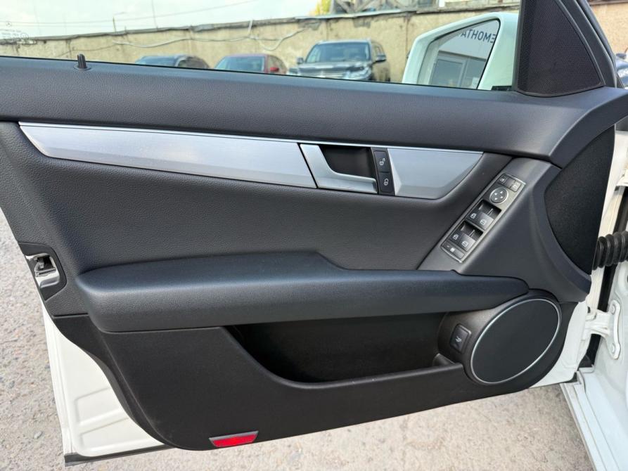 Mercedes-Benz C-Класс III (W204) Рестайлинг Пермь  - изображение 10