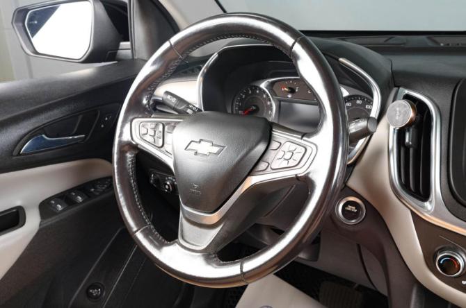 Chevrolet Equinox III Рестайлинг с пробегом 2022 года, цена 2 449 000 рублей, 55000 км, внедорожник, Автокод Объявления