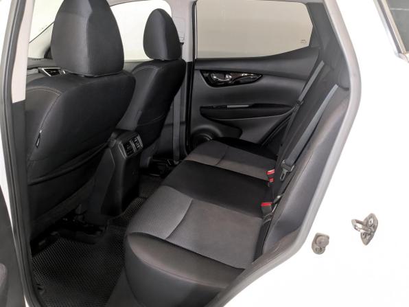 Nissan Qashqai II с пробегом 2017 года, цена 1 370 000 рублей, 120605 км, внедорожник, Автокод Объявления