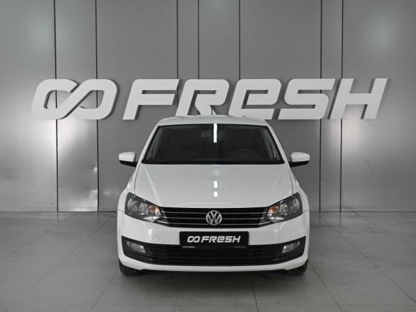 Volkswagen Polo V Рестайлинг с пробегом 2018 года, цена 1 199 000 рублей, 82849 км, седан, Автокод Объявления