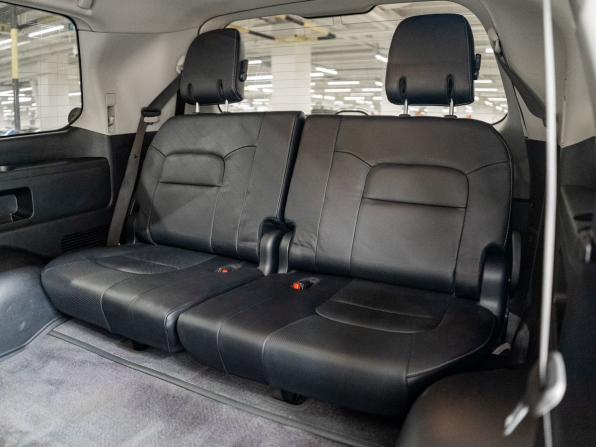 Toyota Land Cruiser 200 Series Рестайлинг 1 с пробегом 2012 года, цена 3 900 000 рублей, 218848 км, внедорожник, Автокод Объявления