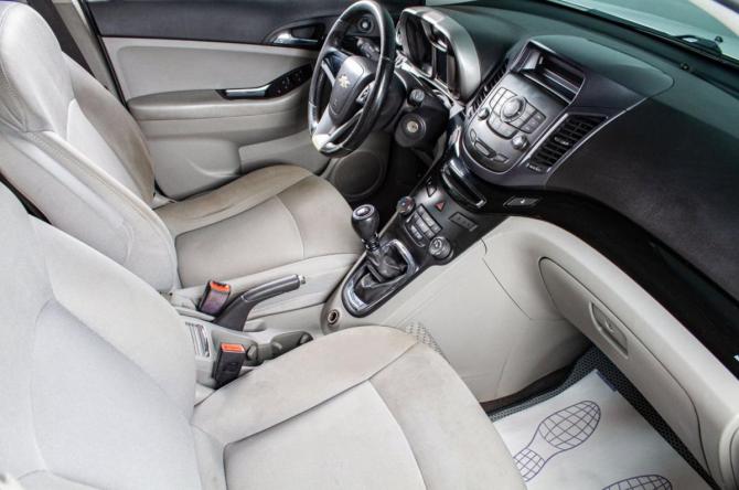 Chevrolet Orlando I с пробегом 2012 года, цена 899 000 рублей, 237000 км, компактвэн, Автокод Объявления
