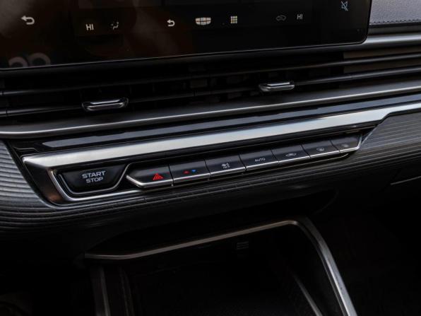 Geely Emgrand II с пробегом 2023 года, цена 1 648 000 рублей, 54766 км, седан, Автокод Объявления