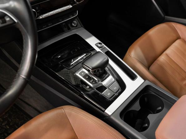 Audi Q5 II (FY) Рестайлинг с пробегом 2021 года, цена 3 899 000 рублей, 108652 км, внедорожник, Автокод Объявления
