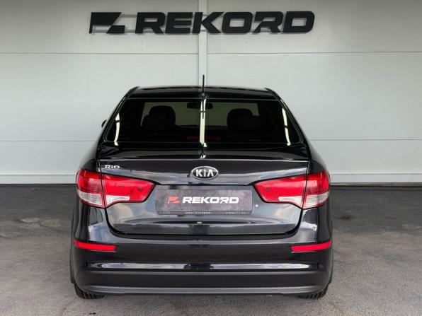 Kia Rio III Рестайлинг с пробегом 2016 года, цена 949 000 рублей, 123476 км, седан, Автокод Объявления