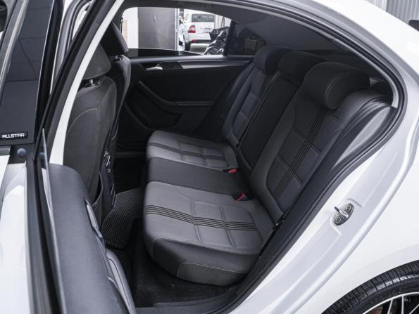 Volkswagen Jetta VI Рестайлинг с пробегом 2016 года, цена 1 198 000 рублей, 193441 км, седан, Автокод Объявления